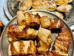 -围炉肉舍•炭烤活鳗•丹东海鲜烤肉(步行街店)