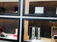 -万物奢潮中古奢侈品(青岛店)