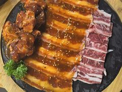 -山之屋炭火烧肉·生啤畅饮(大朗万科中央公园店)