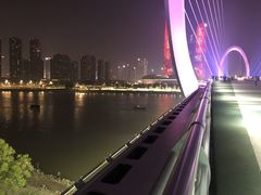-南京眼步行桥