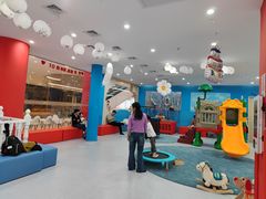 -美吉姆国际儿童发展中心(红谷滩绿地缤纷城中心)