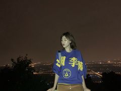 -鬼笑石后山停车场