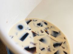 -游心咖啡(青山滨江店)