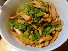 -费大厨辣椒炒肉(万家丽一店)