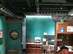 -佬麻雀·剁椒鱼头(京基KK One店)