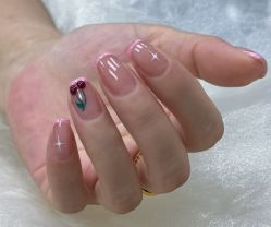 -芊屿芊浔美甲