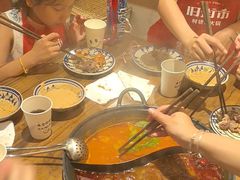 -旧街市鲜货老火锅(大光路店)