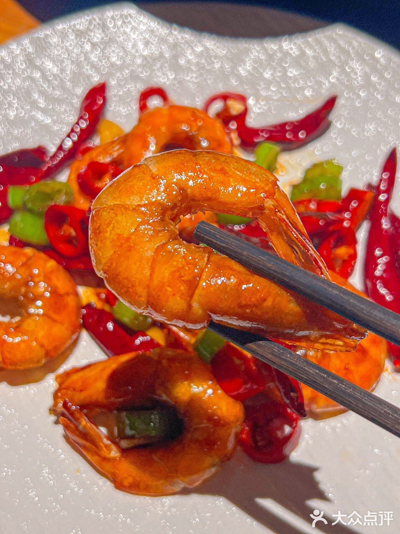 永远爱中式小酒馆的氛围感[色]