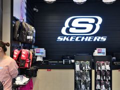 -SKECHERS 斯凯奇(上海国际时尚中心店)