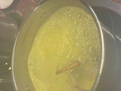 -四囍码头海鲜烧烤自助火锅(外滩南京东路悦荟广场店)