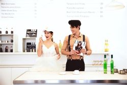 网红INS风-巴黎婚纱摄影工作室