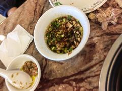 -鲁朗纳麦石锅鸡庄园