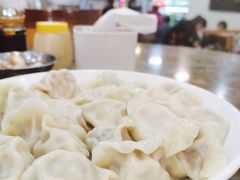 -周家大连水饺(美专校街店)