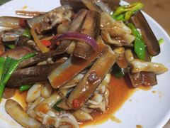 -四川小胡子海鲜(丁村万人海鲜广场店)