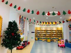 -戊辰亲子游泳俱乐部