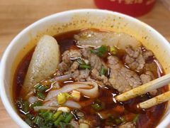 -江三王记牛杂馆(总店)
