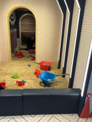 -MELAND CLUB亲子乐园·派对·餐厅(北京芳圆里ID MALL店)