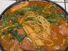 -肥汁米蘭香港米线(长宁来福士店)