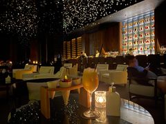 -瑰丽酒店·海吧·天际下午茶·现场DJ·天台酒吧