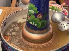 -毛辣果·贵州红酸汤牛肉火锅(西单店)
