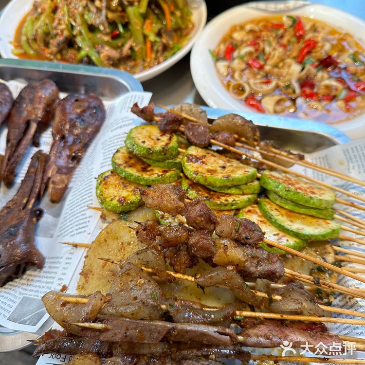 昆明的！暴好吃的烤鸡[流泪]肉嫩还爆汁！！ 