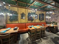 -曼听小寨海鲜烧烤·大连辣炒大王(盖州街店)