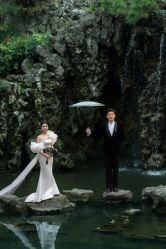 -雪中彩影婚纱摄影·微光艺术中心