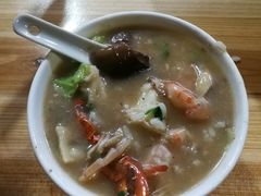 -皮蛋弟砂锅店(总店)