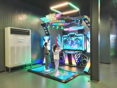 -极限PLAY运动娱乐新世界·团建派对表演休闲馆·室内高空游乐园