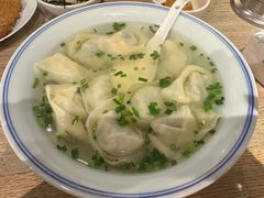 荠菜猪油渣大馄饨-君东记本帮面馆(天钥桥路店)