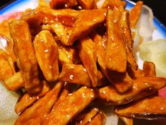 -靠山屯东北农家菜(八龙桥雅苑店)