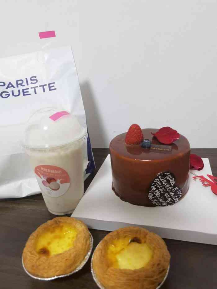 巴黎贝甜(五道口店)-"味道不错,奶油很鲜美,价格再便宜点就好了.