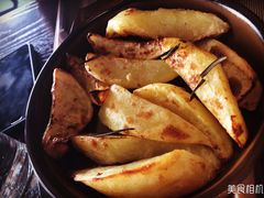 半只春鸡配迷迭香烤土豆-IL Forno 意坊·意大利餐厅(温州万象城店)