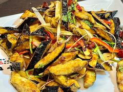 -人民公社铁锅炖·东北菜(卫国道店)