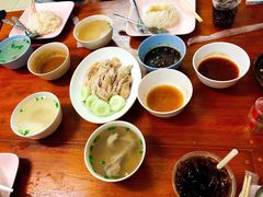 鸡汤-鸡饭店