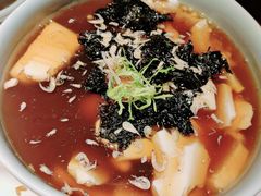 荤汤豆腐花-卯时·龙光雅宴·精致锡帮菜(惠山古镇店)