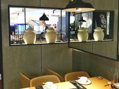-山城外·非遗酸菜鱼(新都汇融店)
