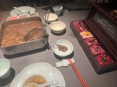 -左庭右院鲜牛肉火锅黑金店(陆家嘴中心店)