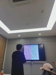 -浙江1+1主持人工作室