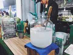 -席娜卡琳火车铁道夜市