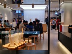 大堂-喜茶(上海兴业太古汇店)