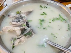 -美顺香食府鱼头老店(雪野湖店)