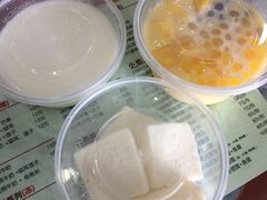 -赵记传承特色牛奶甜品(泉城广场店)