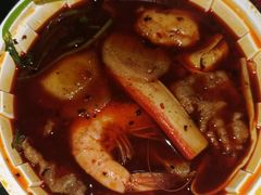 -老牌坊云南鱼豆花火锅(爱建店)