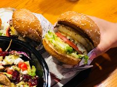 -The Habit Burger Grill 哈比特汉堡(复兴soho店)