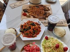 -何适山庄·团餐住宿(水长城P2停车场店)
