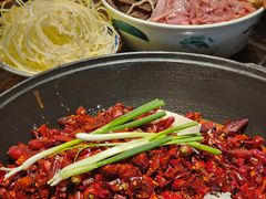 -周小明火锅(黑金冠社区店)