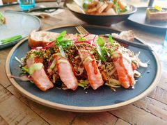 烤三文鱼沙拉-O'mills Sourdough Bakery&Bistro(永嘉路店)