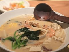 特色海鲜面-荣家黄鱼面(前滩太古里店)
