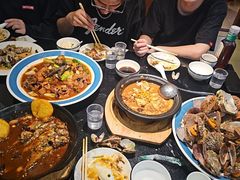 -五谷丰登·胶东海鲜·家常菜(张村店)